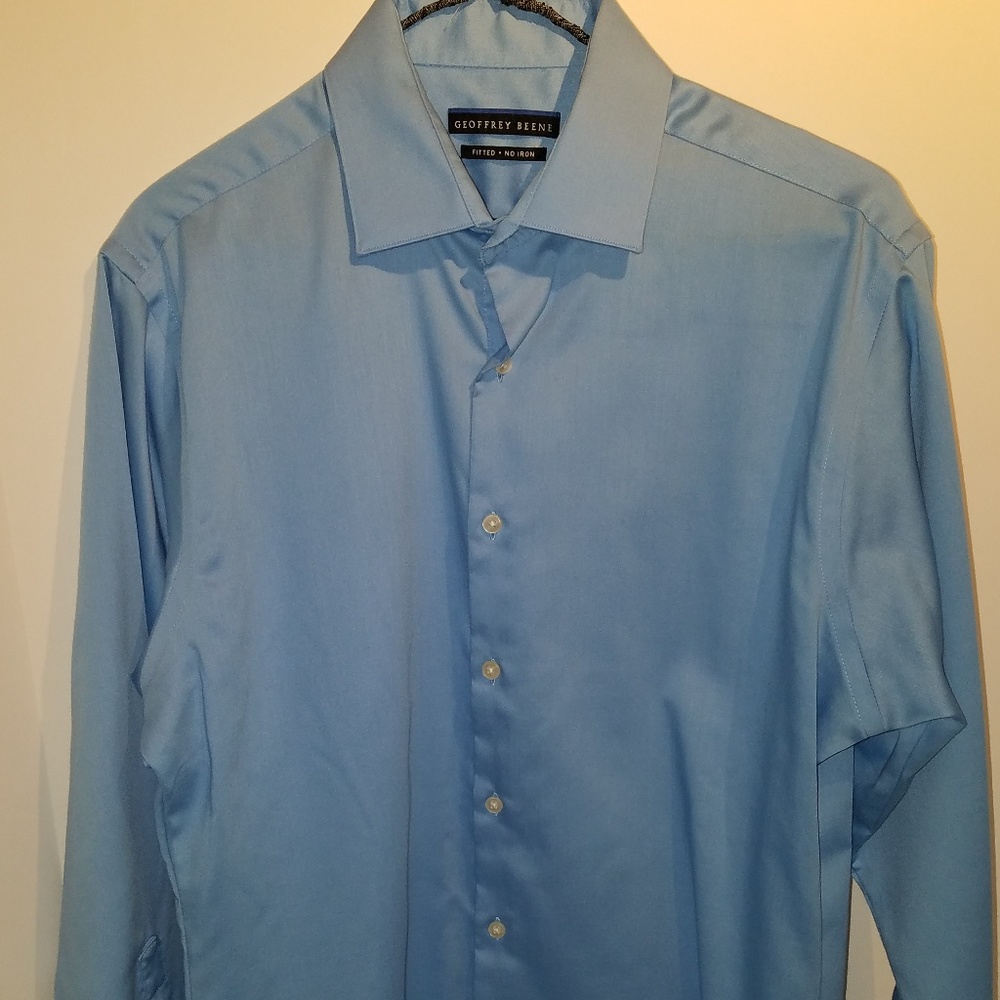 Geoffrey Beene Blue 15 1/2 X 32/33 Collar Shirt